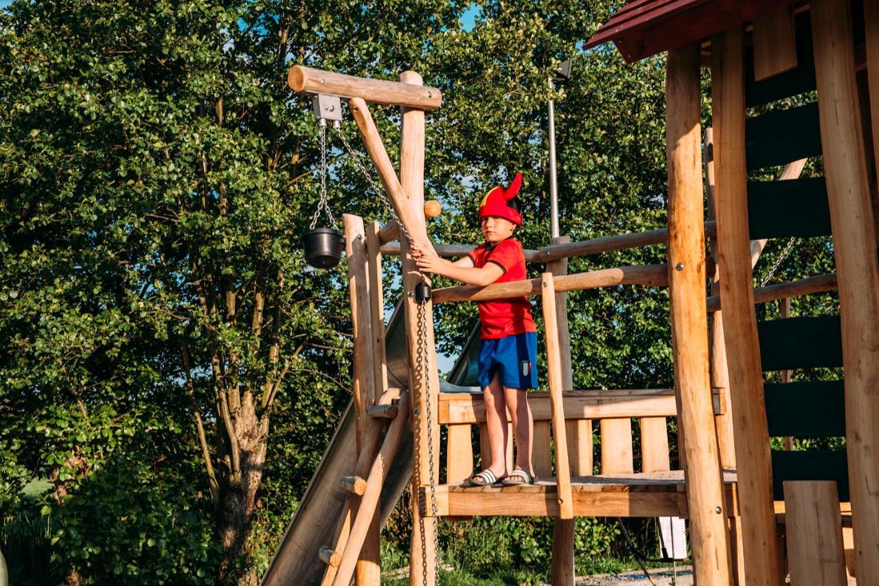 Glamping - 25 Min Roermond, Maasmechelen & Maastricht 호텔 Kinrooi 외부 사진